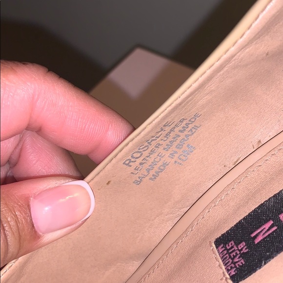 BLUSH Bow patent leather peep toe heels - Picture 13 of 15